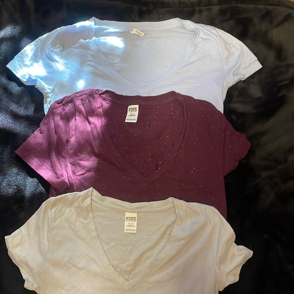 Pink Victorias Secret V-Neck T-shirts BUNDLE 3 pack, size medium